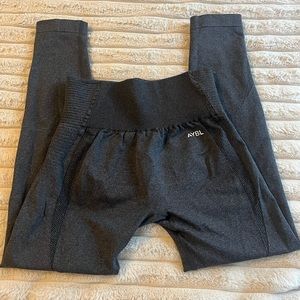 AYBL Balance V2 Seamless
Leggings - Speckle Black